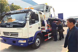 夏津汽车道路救援拖车价格